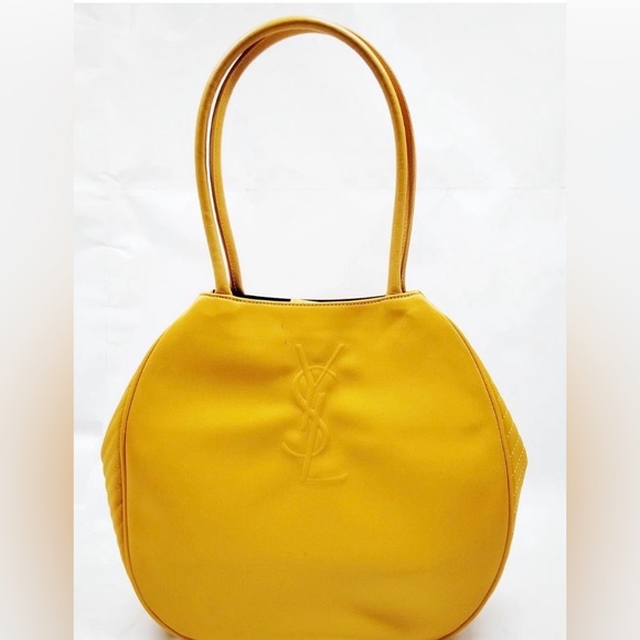 Yves Saint Laurent Handbags - Yves Saint Laurent tote bag